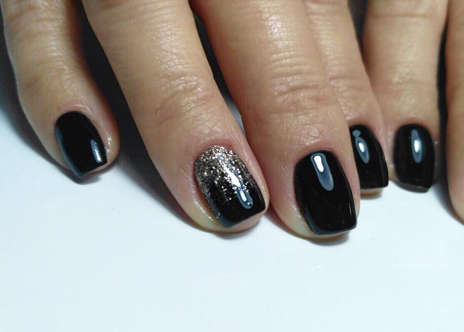 Салон красоты Нейлз Бар / Nail’s Bar в ТЦ КОСМОПОЛИТ