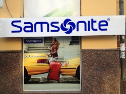Магазин сумок и аксессуаров Самсонайт / Samsonite на улице Петра Сагайдачного